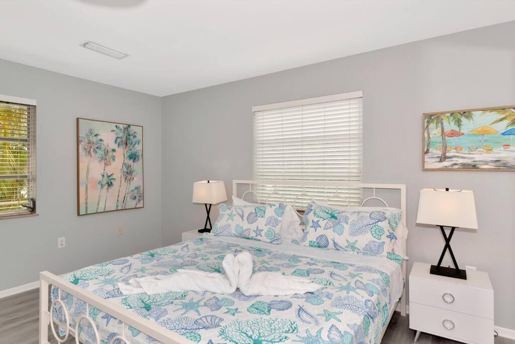 Walk To The Beach - Island Villa Siesta Key Luaran gambar